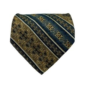 Christian Dior 100% Silk patterned Tie